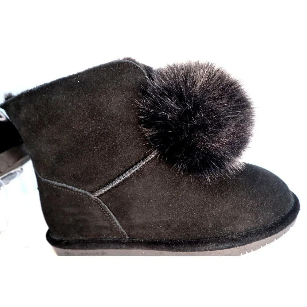 BearPaw Women's‎ Black Faux Fur Pom Pom Ankle Boots Size 9